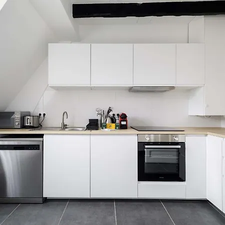 Furtive - Madeleine Apartment *